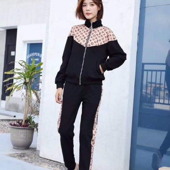 Inspired Tracksuit Set - Picture 6 of 8